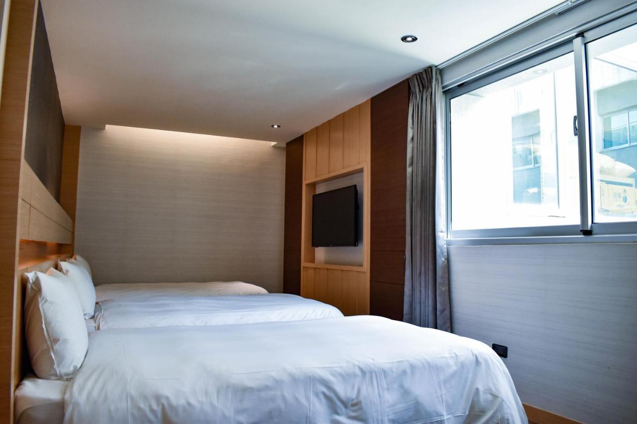 Talmud Hotel Tainan Exterior photo