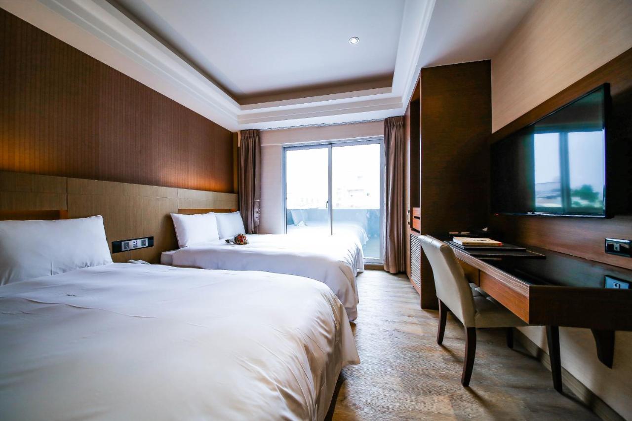Talmud Hotel Tainan Exterior photo