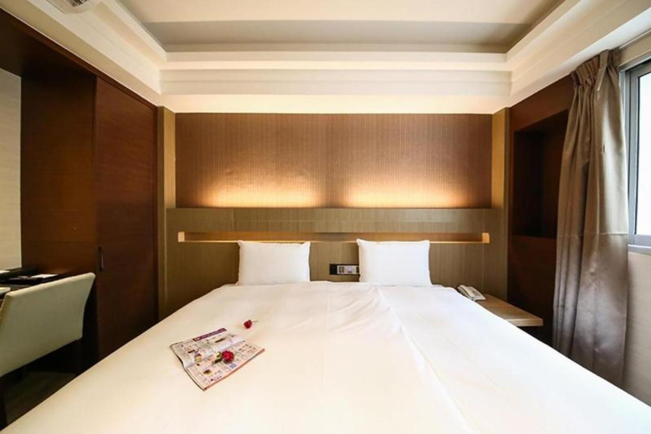Talmud Hotel Tainan Exterior photo