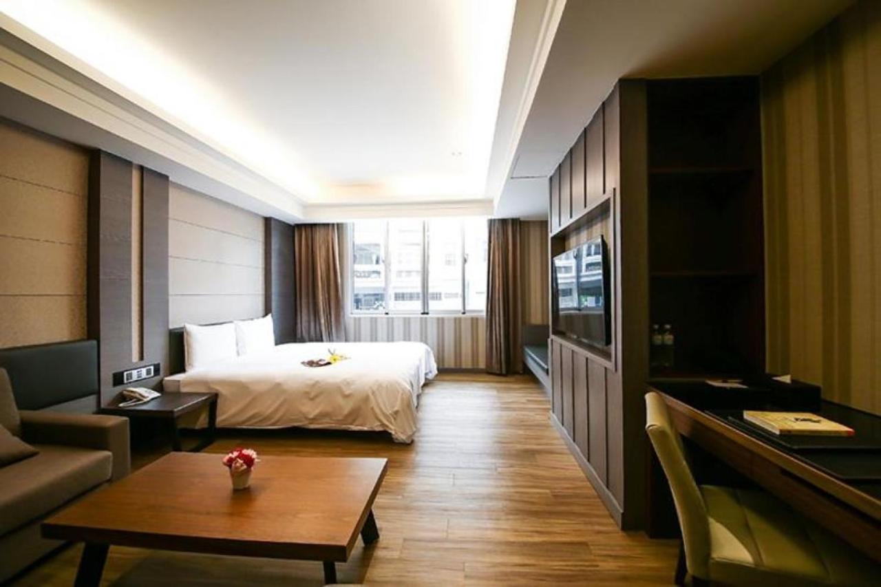 Talmud Hotel Tainan Exterior photo